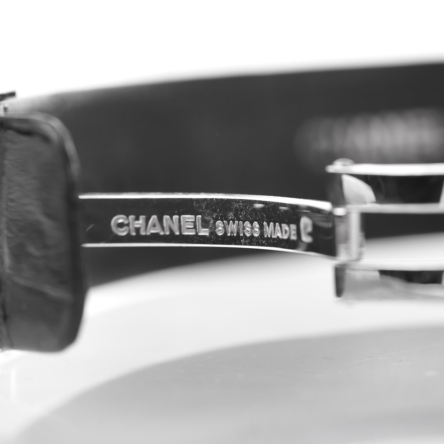 Chanel Stainless Steel Alligator 19mm Acier Quartz Watch Black 7 of 9