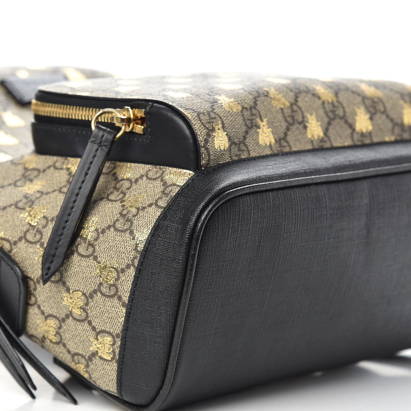 GG Supreme Monogram Bees Print Small Day Backpack Beige Oro Black