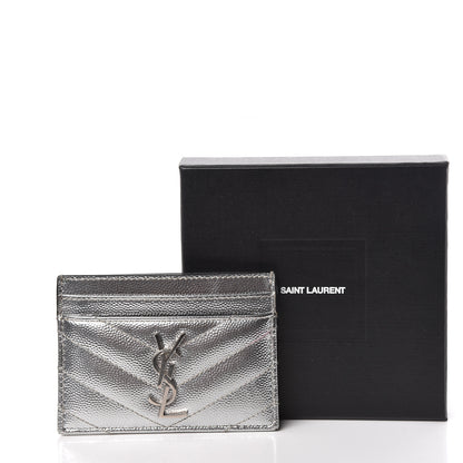 Saint Laurent Metallic Grain De Poudre Matelasse Chevron Monogram Credit Card Case Argento 10 of 12