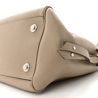 Louis Vuitton Veau Nuage Milla MM Tourterelle 10 of 11