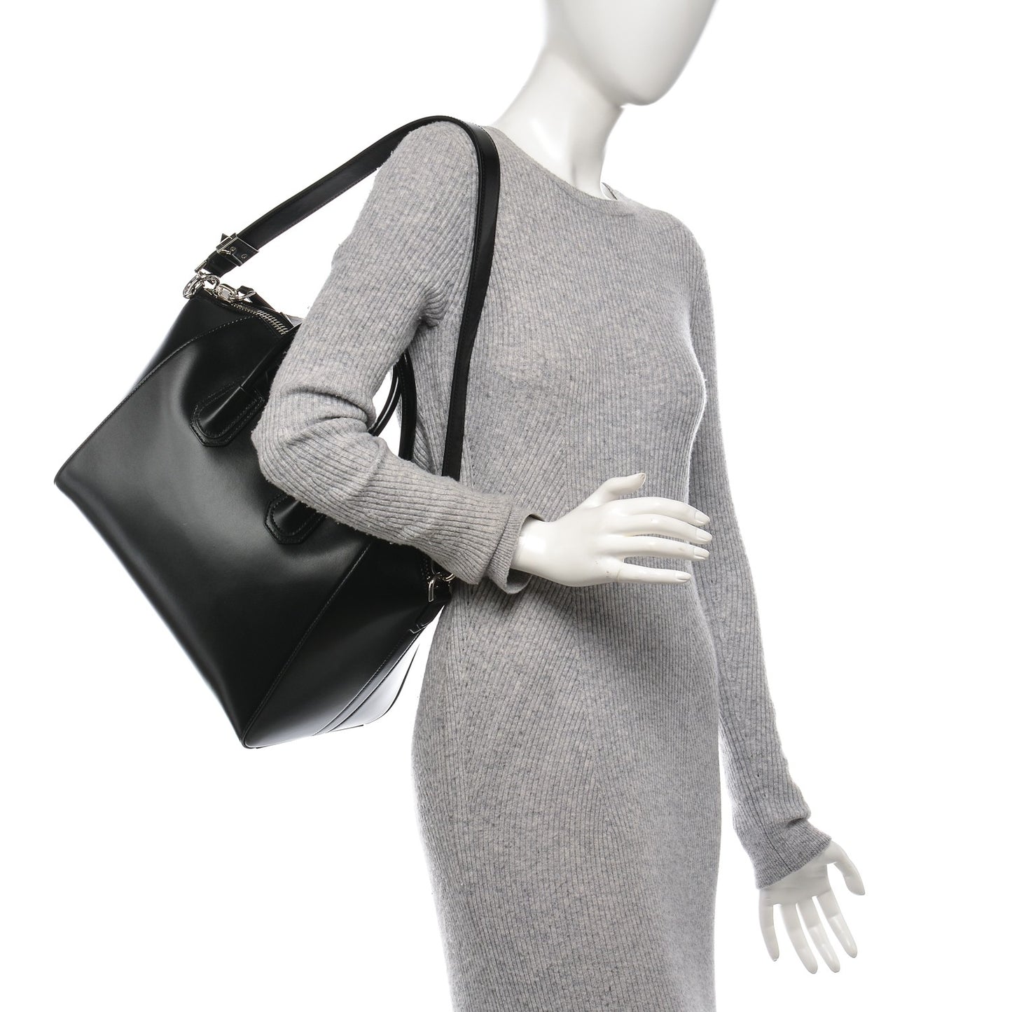 Shiny Lord Calfskin Medium Antigona Black