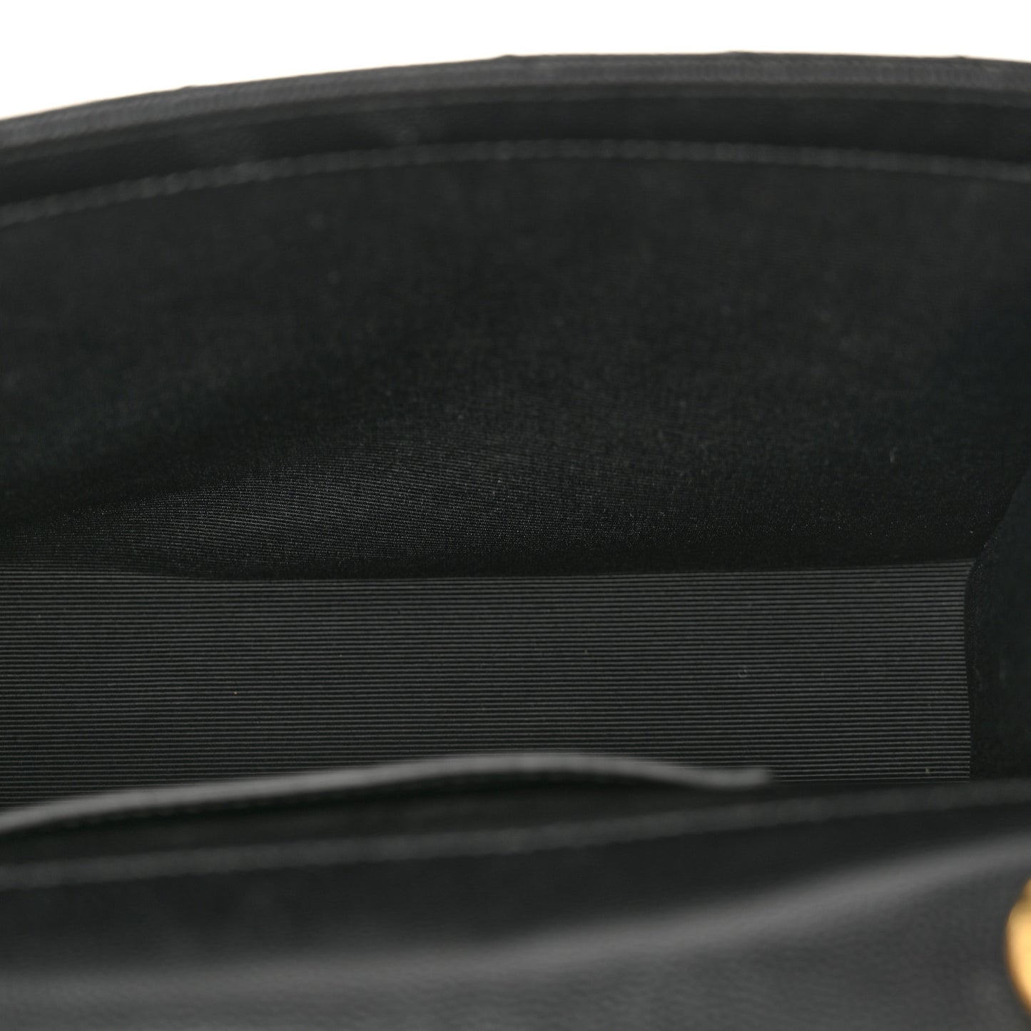 Grain De Poudre Matelasse Chevron Medium Monogram Satchel Black