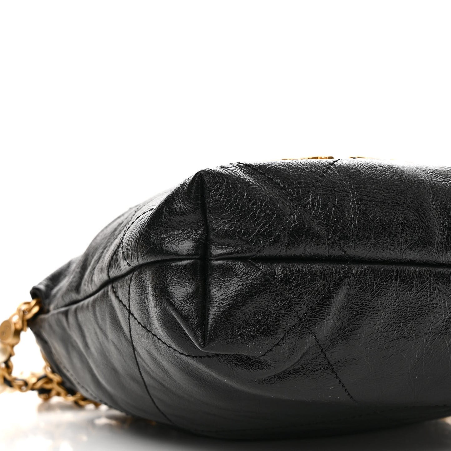 Shiny Crumpled Calfskin Quilted Pearl Mini Chanel 22 Black