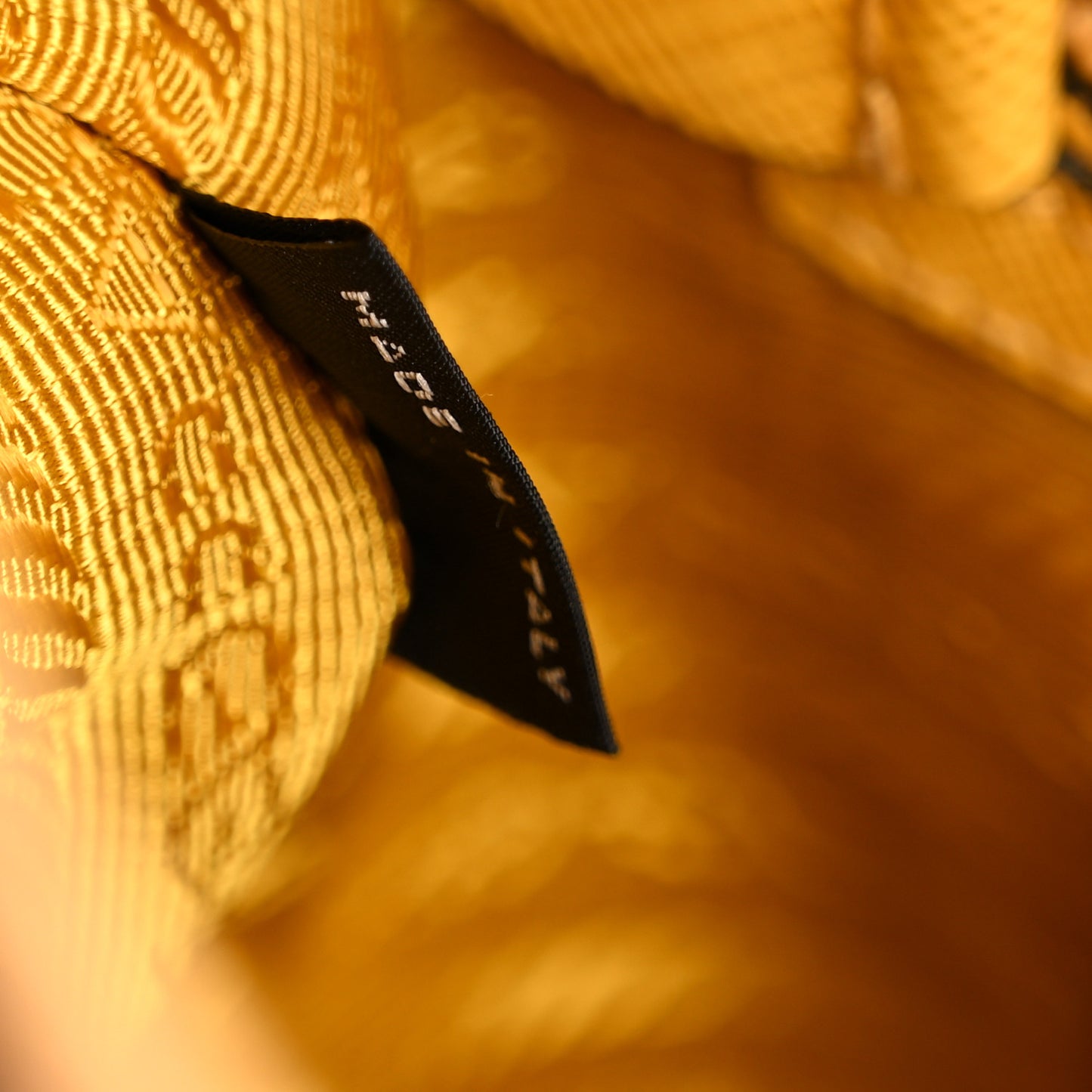 Saffiano Lux Shoulder Bag Soleil