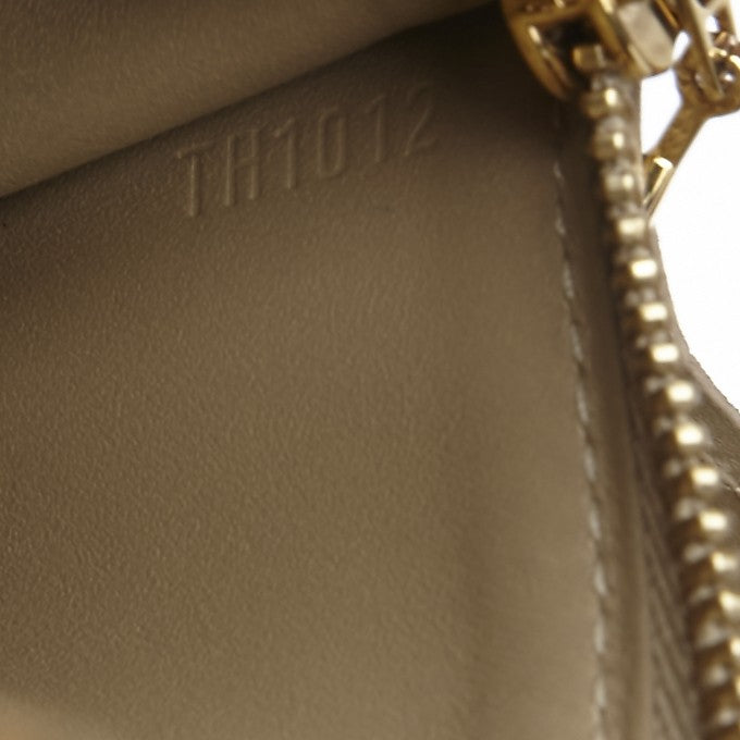 Louis Vuitton Vernis Sarah Wallet Beige 14 of 14