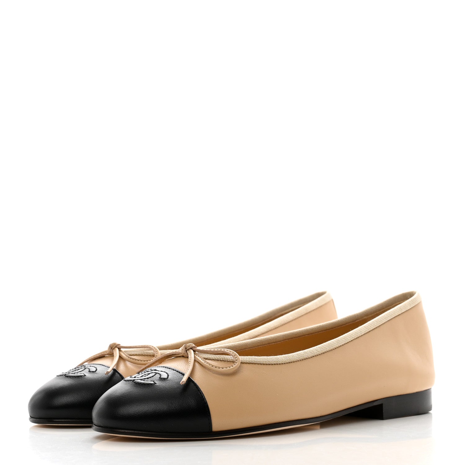 Chanel Lambskin Cap Toe CC Ballerina Flats 38.5 Beige Black 3 of 7