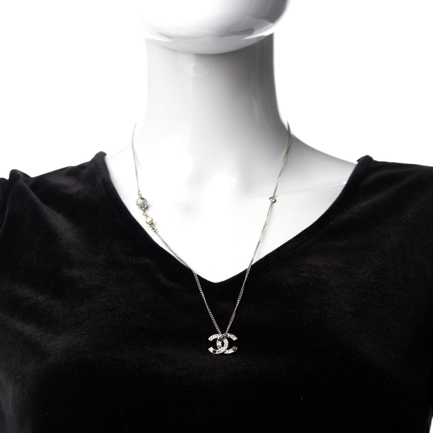 Baguette Crystal Pearl CC Necklace Silver Black