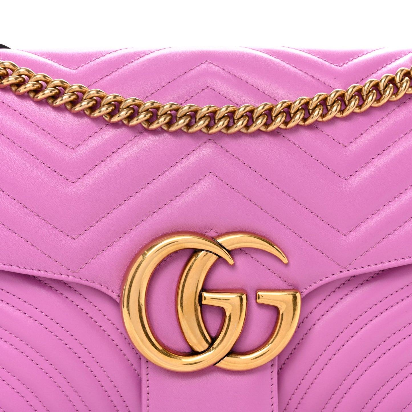 Calfskin Matelasse Medium GG Marmont Shoulder Bag Candy Mousse