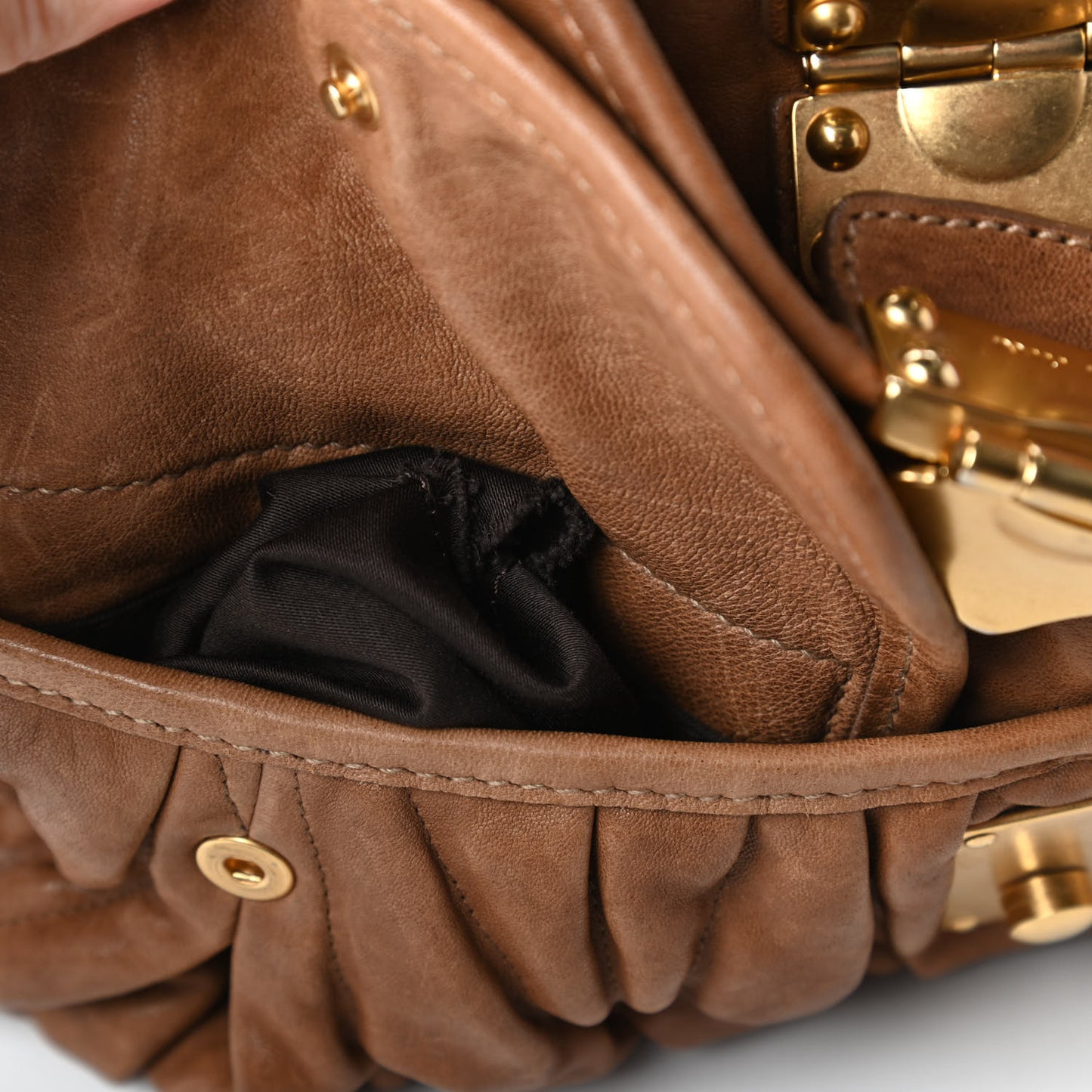 Nappa Matelasse Coffer Hobo Cammello