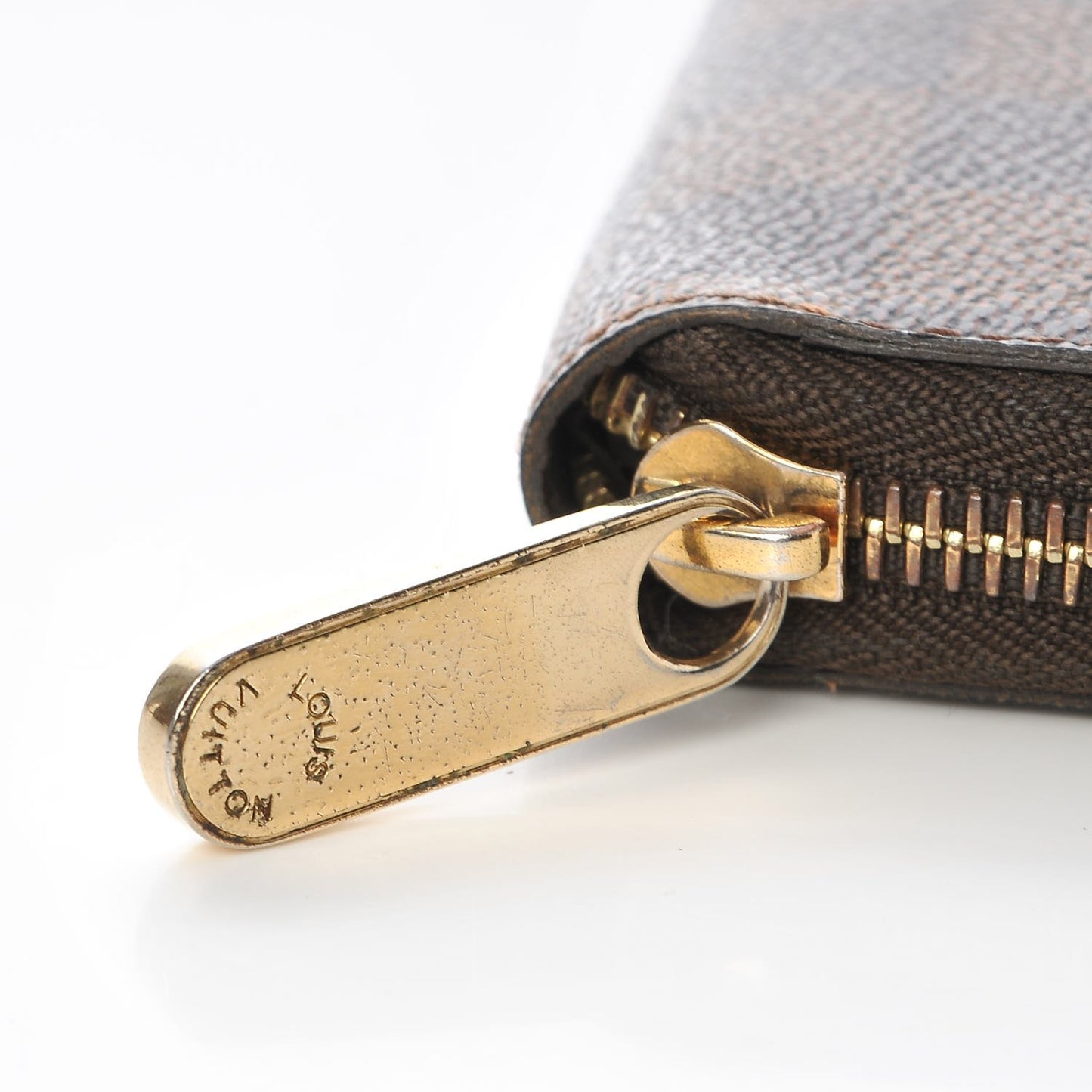 Damier Ebene Zippy Wallet