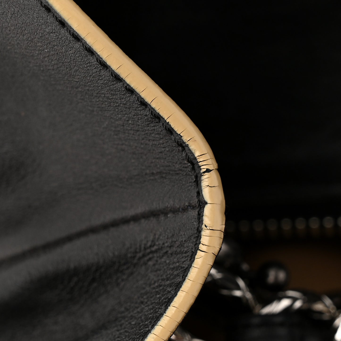 Lambskin Edgy XL Tote Black