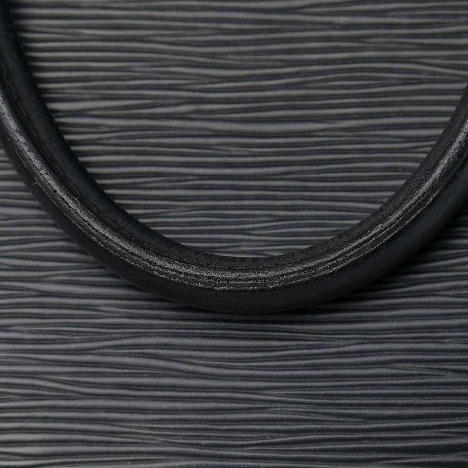 Louis Vuitton Epi Alma PM Black 15 of 17
