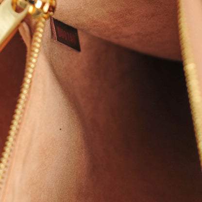 Louis Vuitton Damier Ebene Kensington 7 of 7