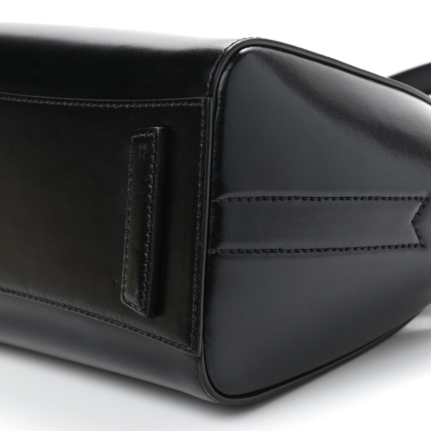 Shiny Lord Calfskin Mini Antigona Black