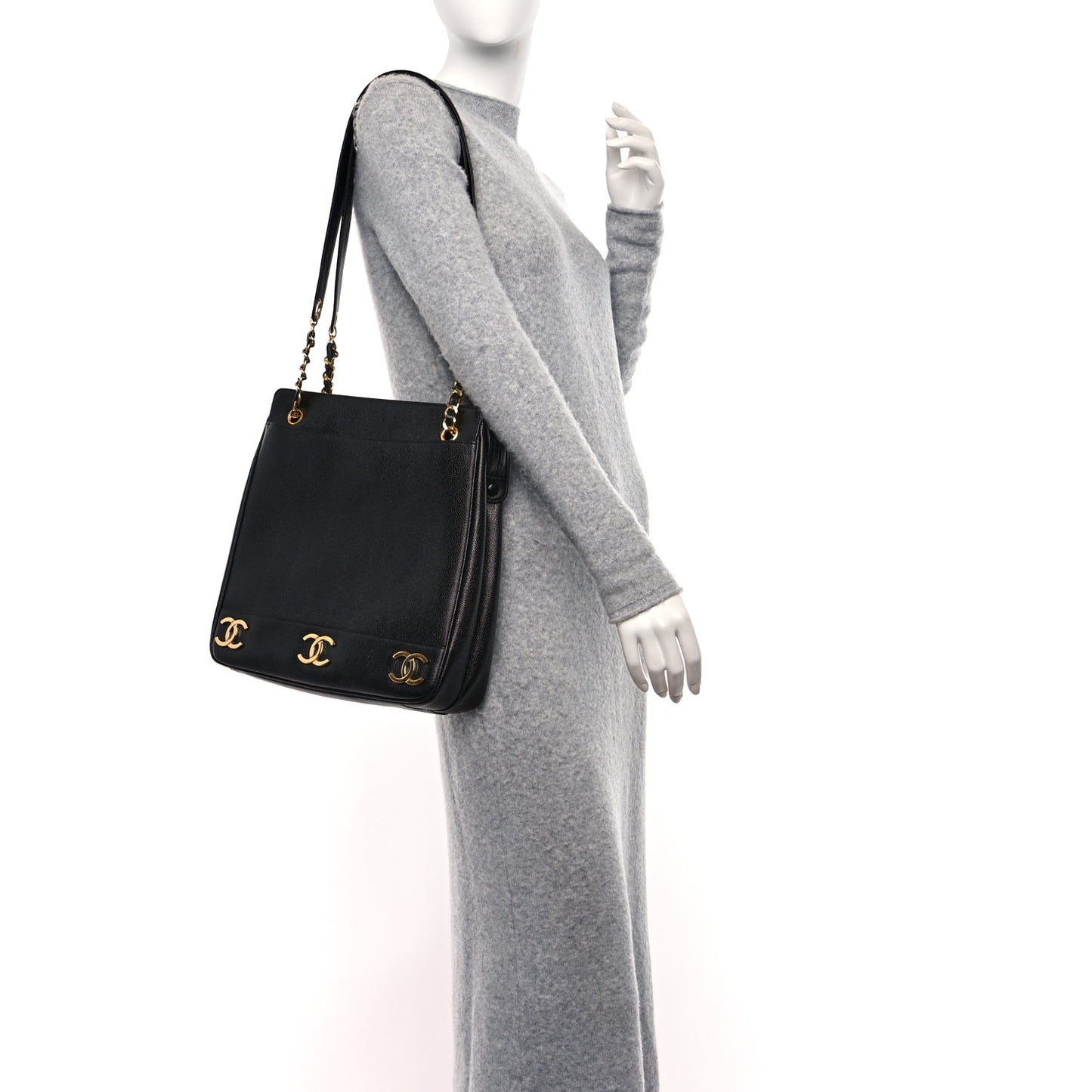 Caviar CC Shoulder Bag Black