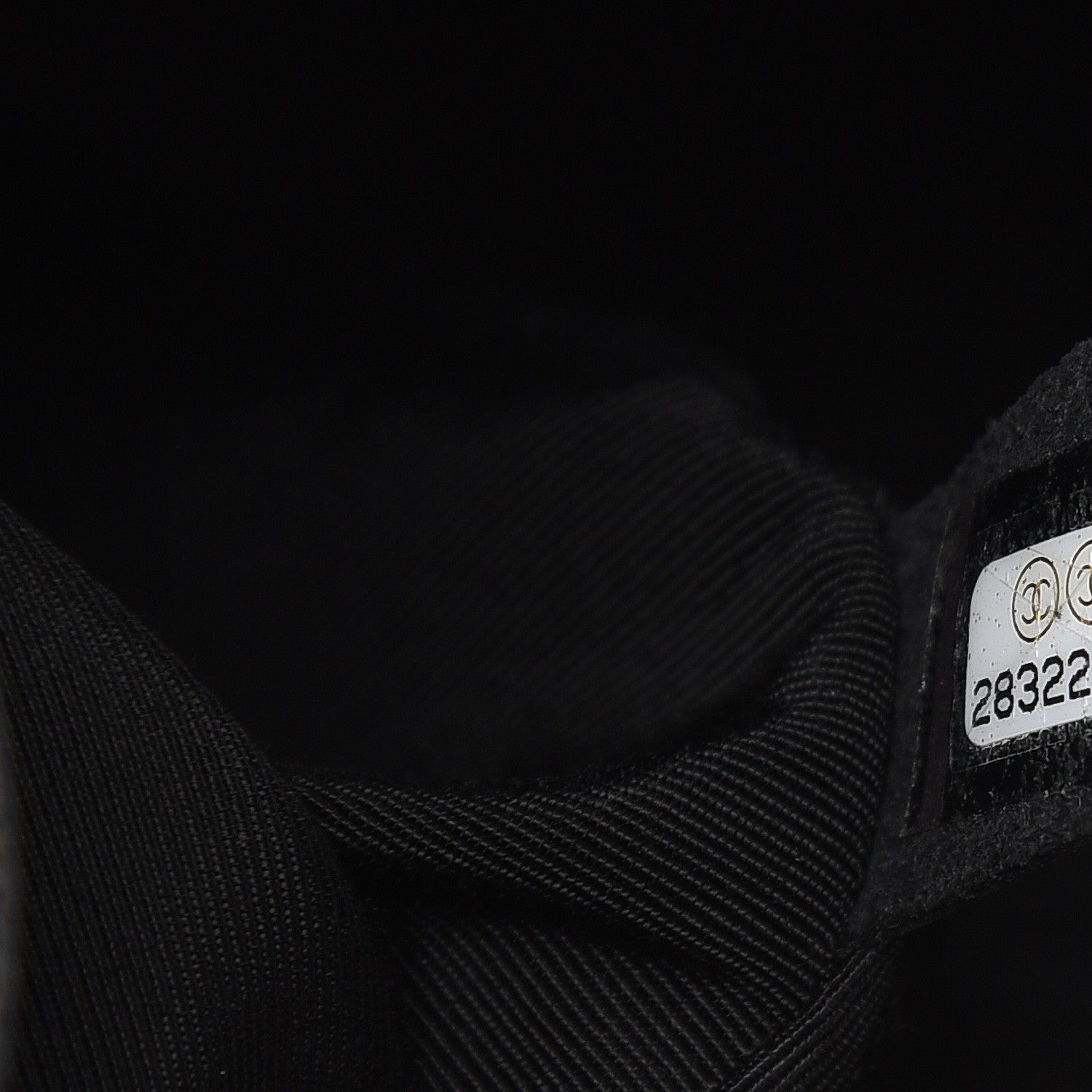 Chanel Caviar Quilted Medium Boy Flap Black 7 of 10