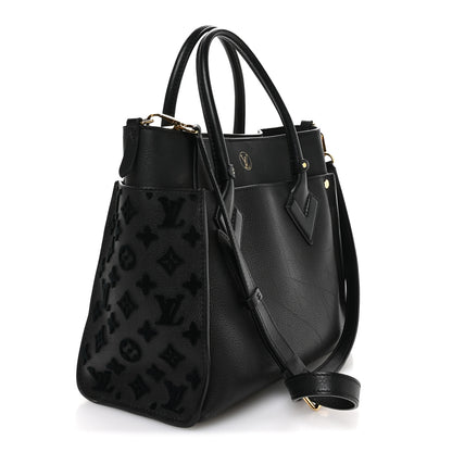 Louis Vuitton Calfskin Monogram Tufting On My Side Black 4 of 12