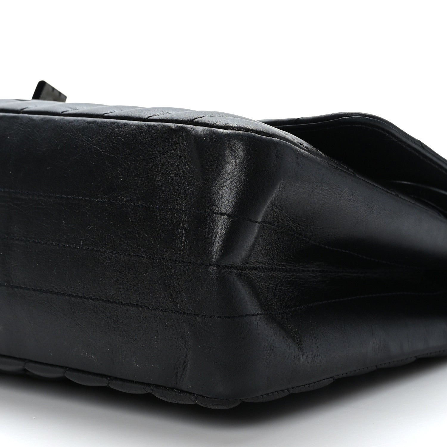 Chanel Aged Calfskin Chevron Quilted 2.55 Reissue 226 So Black 9 of 9