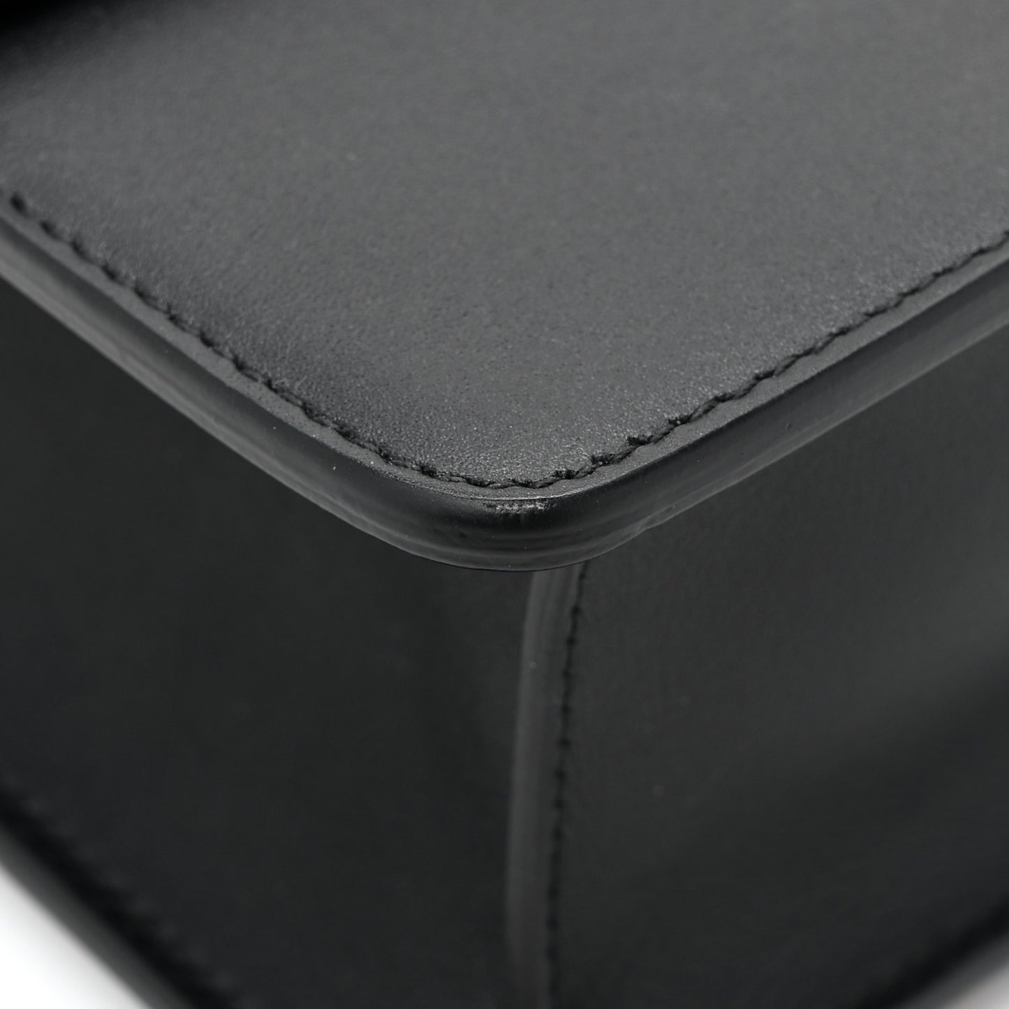 Smooth Calfskin 30 Montaigne Flap Bag Black