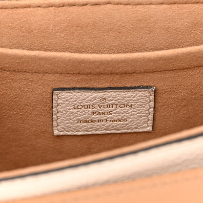Louis Vuitton Grained Calfskin Lockme Tender Quartz 6 of 11