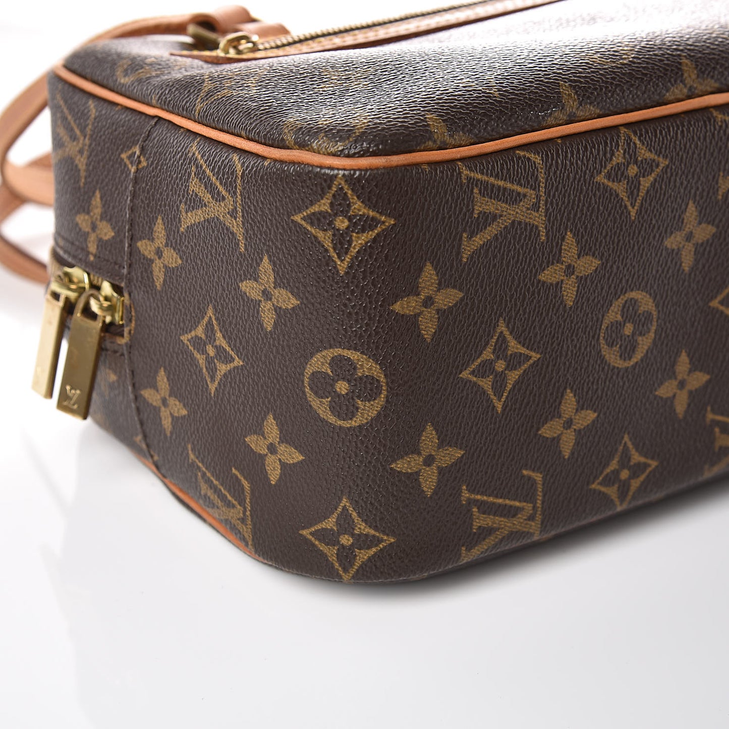 Monogram Cite MM