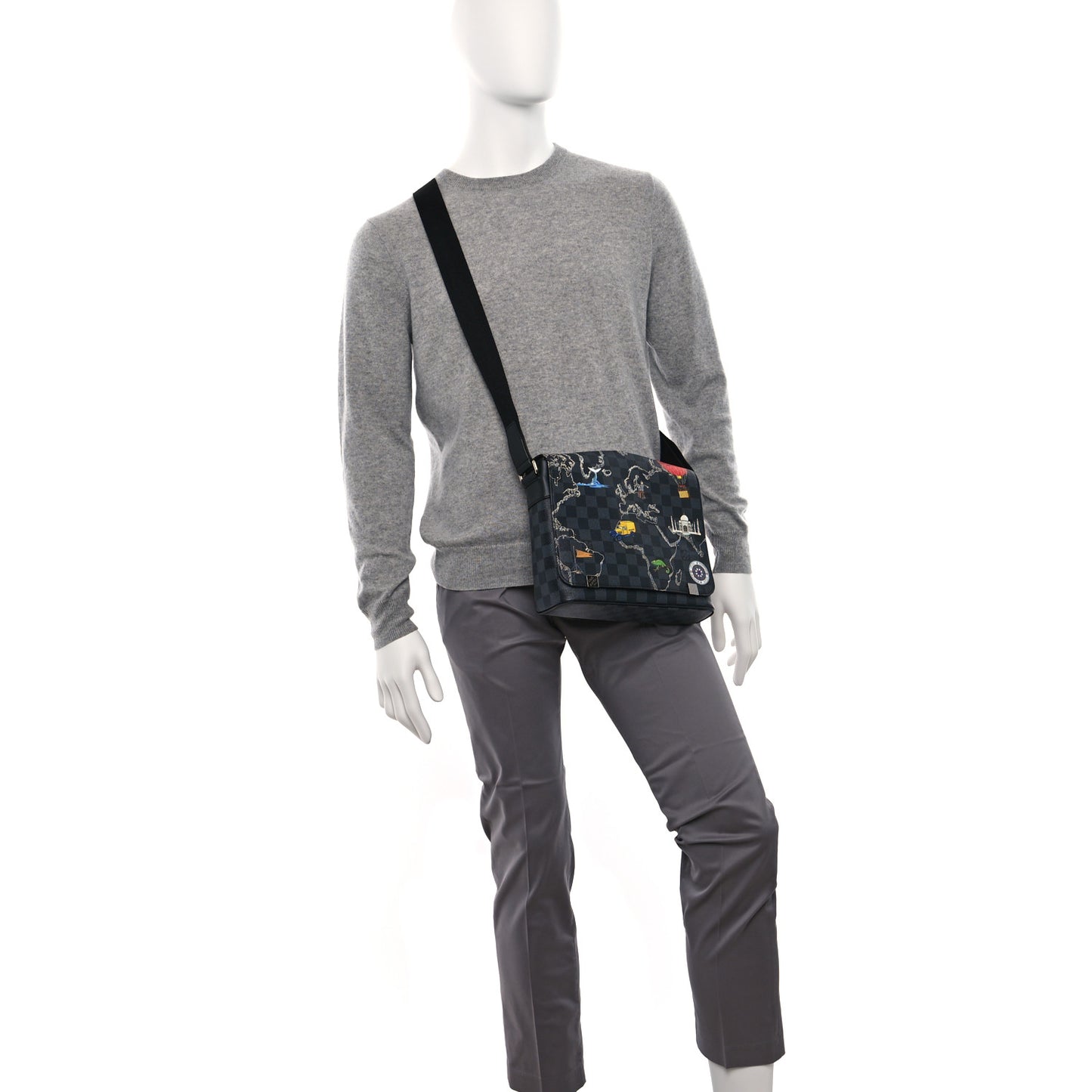 Damier Graphite World Map District PM