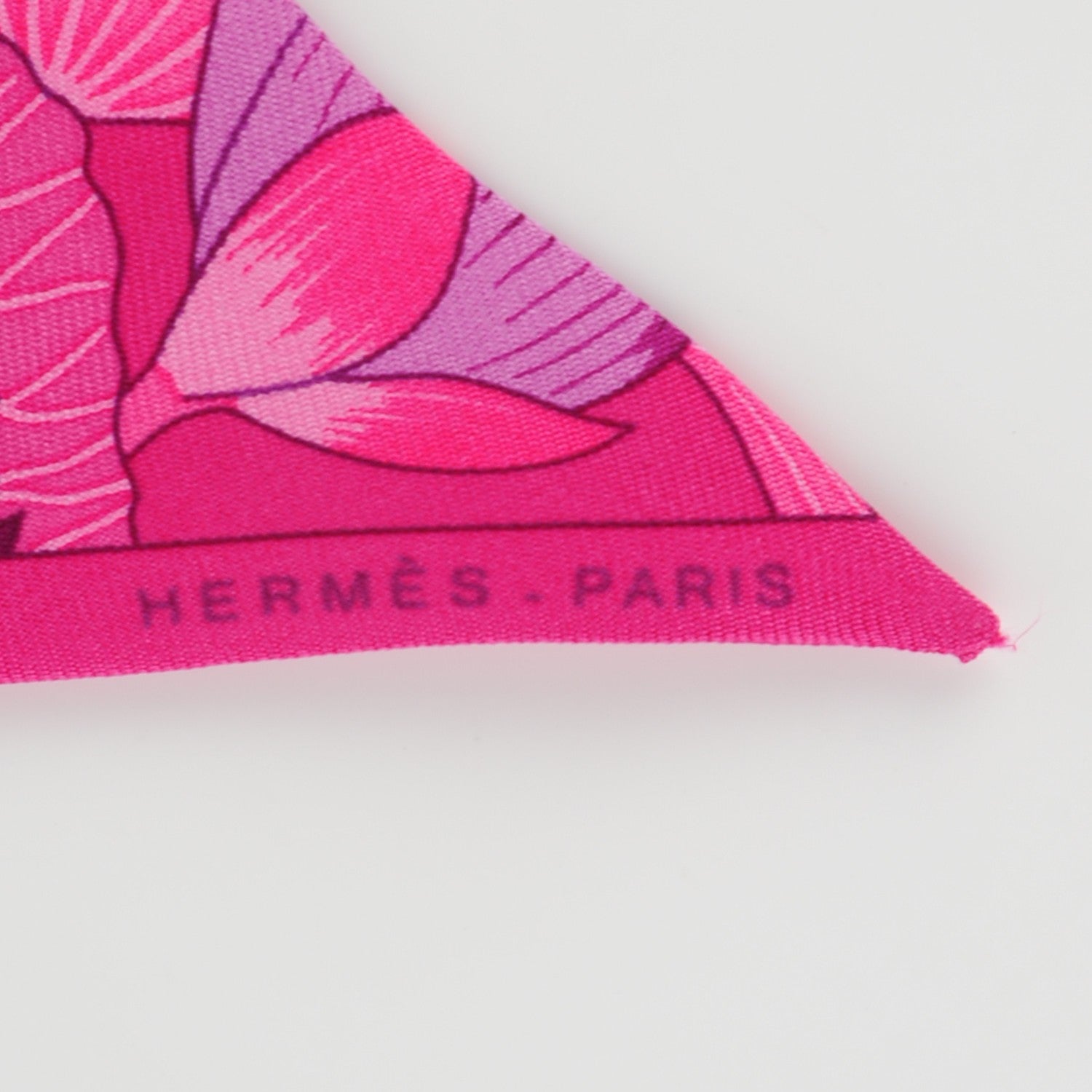 Hermes Silk Fleurs de Lotus Twilly Rose Indien Fuchsia Violet 3 of 6