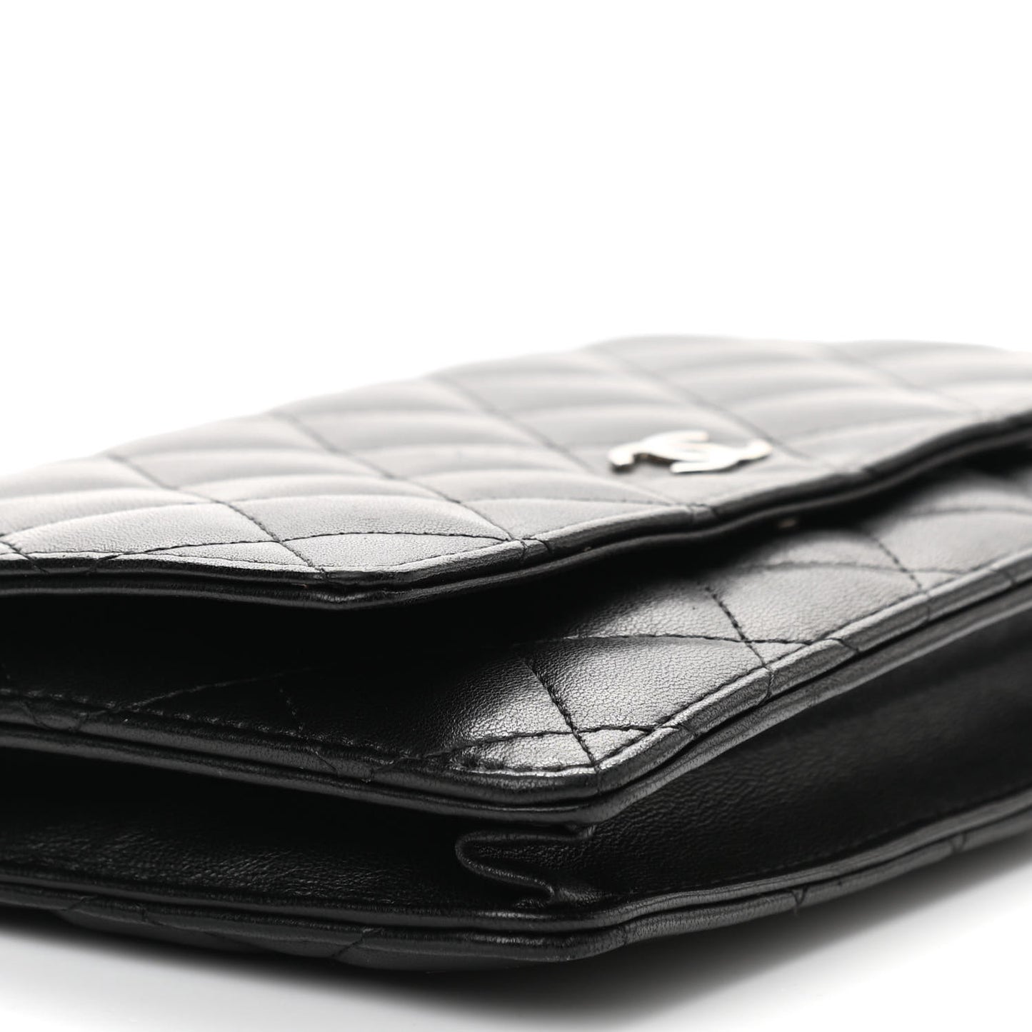 Lambskin Quilted Wallet On Chain WOC Black