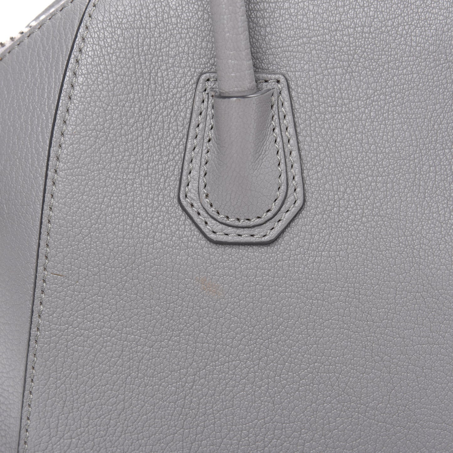 Sugar Goatskin Mini Antigona Pearl Grey