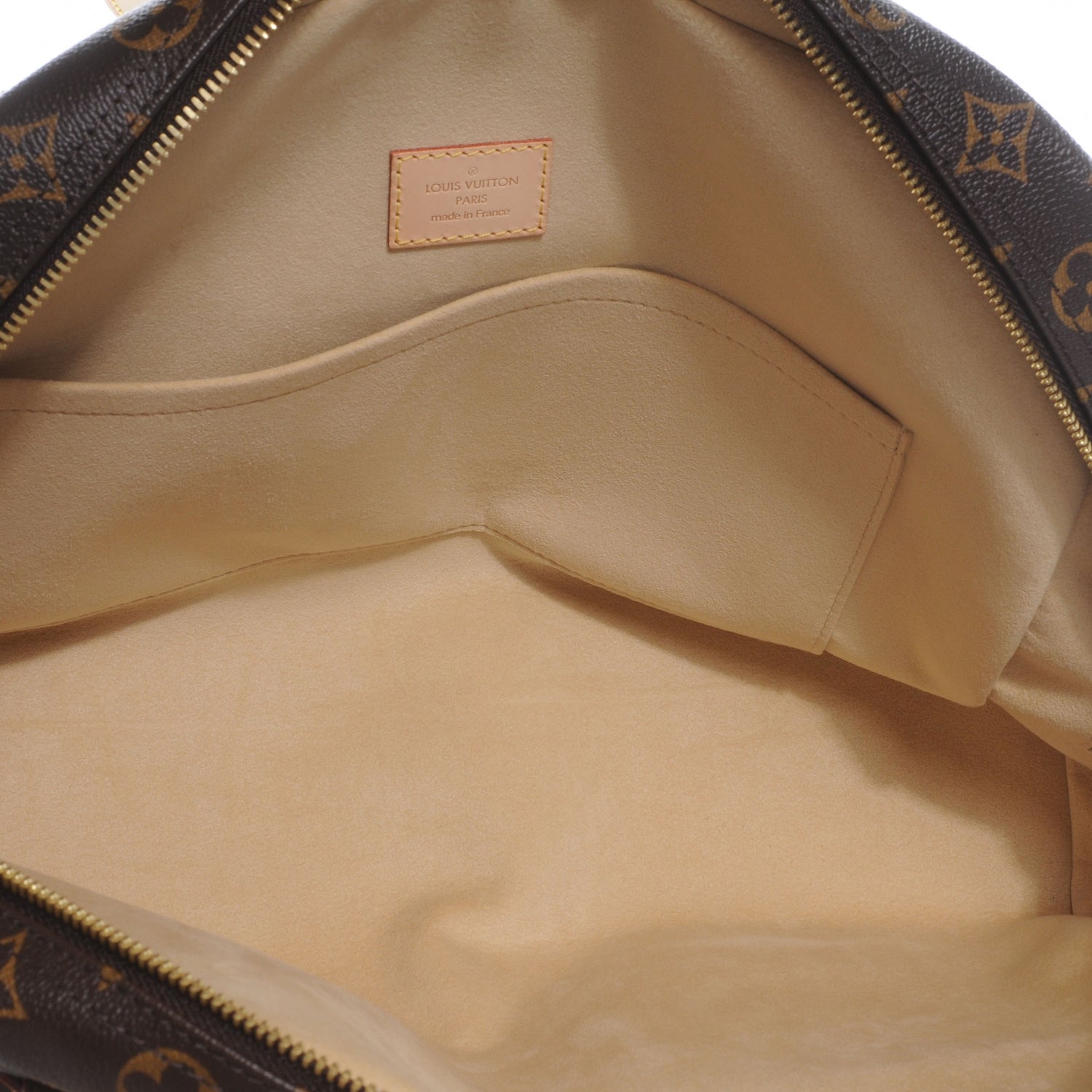 Louis Vuitton Monogram Manhattan GM 5 of 7