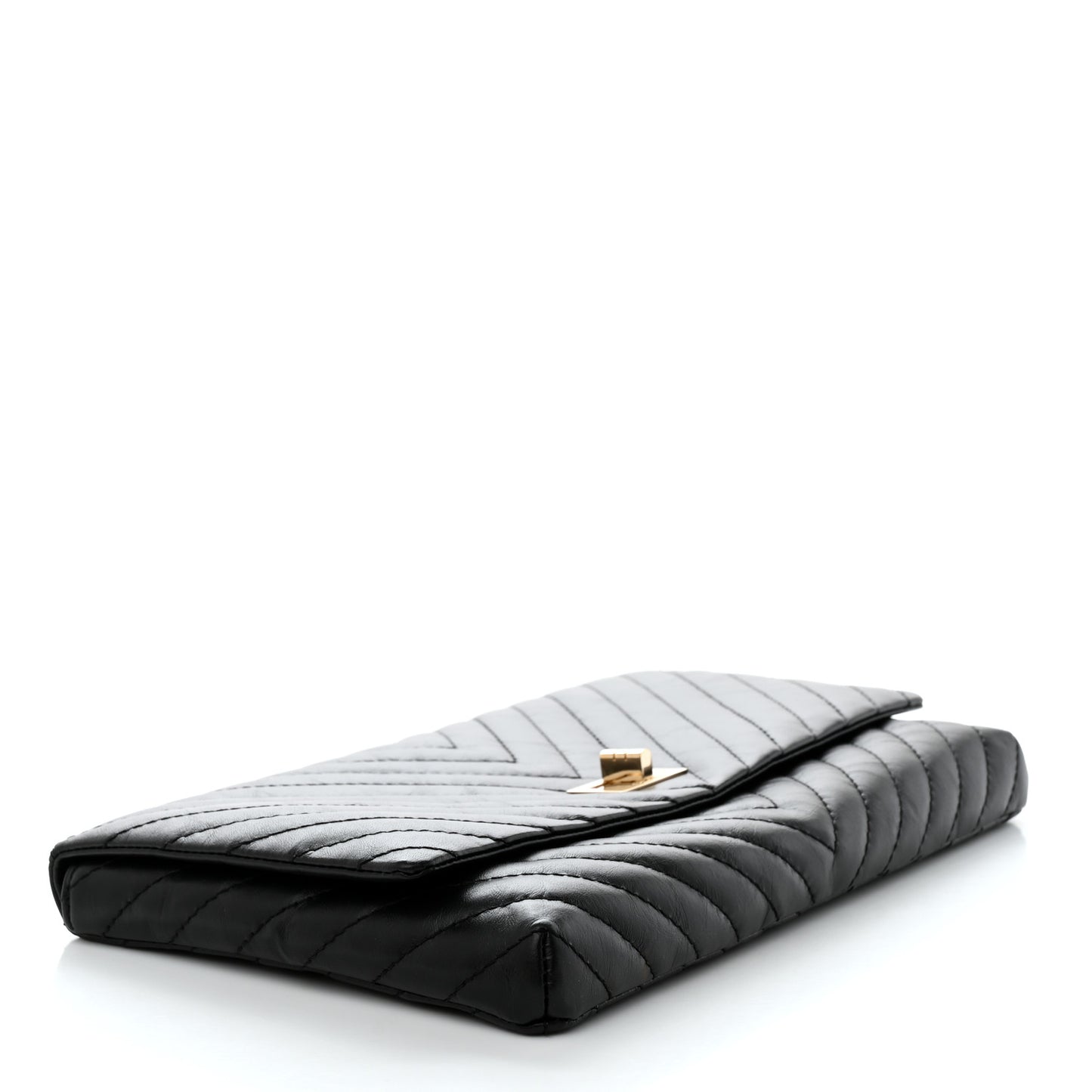 Aged Calfskin Chevron Quilted Reissue 2.55 Clutch Black