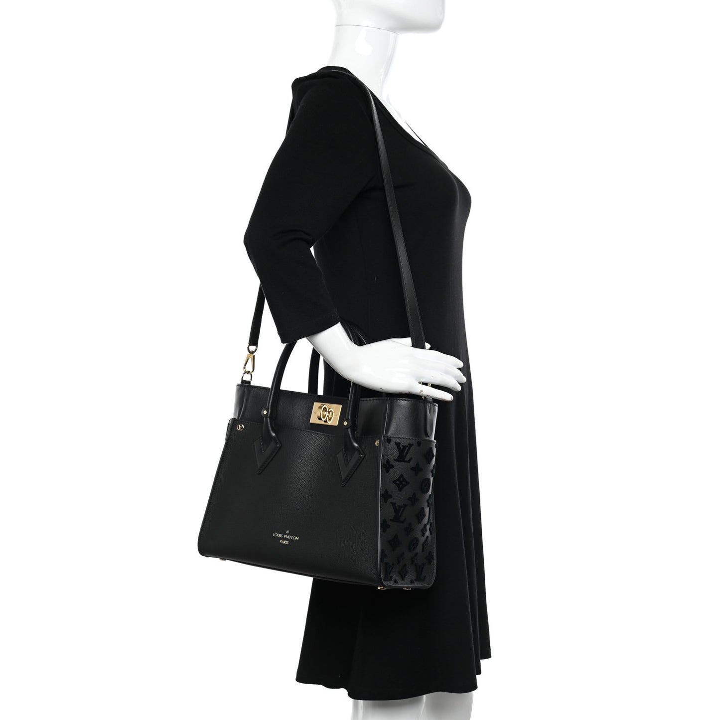 Calfskin Monogram Tufting On My Side Black