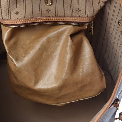 Louis Vuitton Monogram Neverfull MM 8 of 15