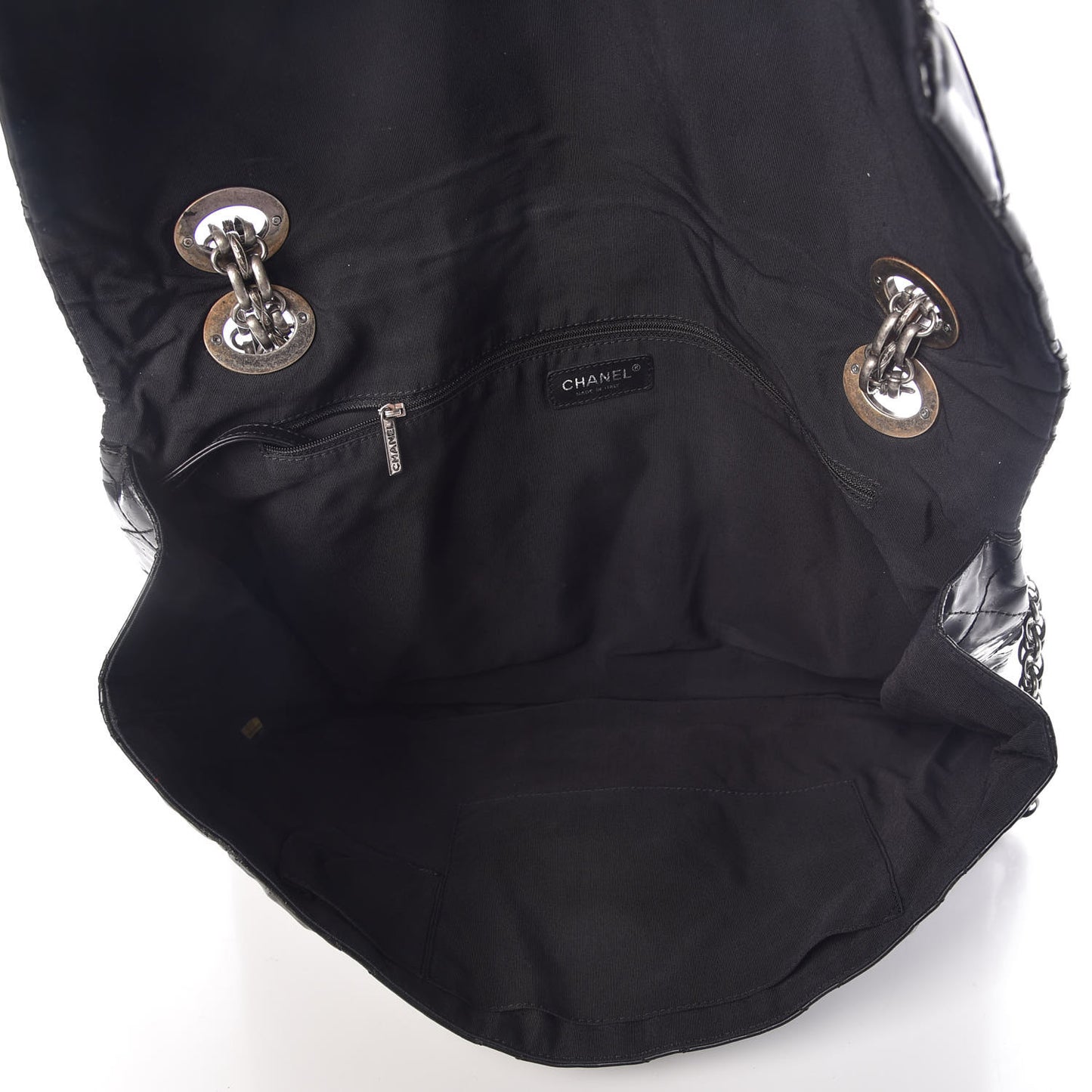 Vinyl Quilted XXL Reissue Flap Black