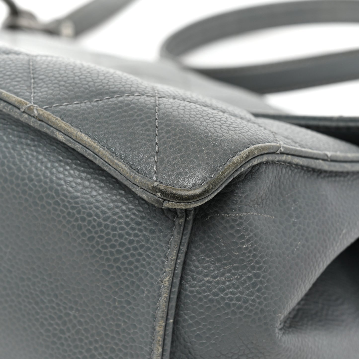 Caviar Quilted Large Retro Class Flap Grey