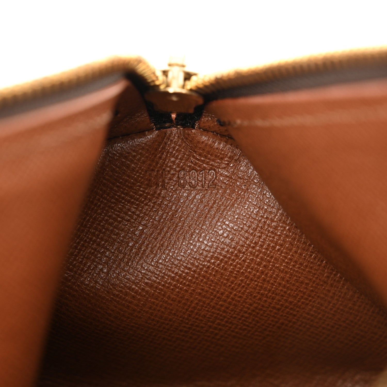 Louis Vuitton Monogram Papillon 26 6 of 9