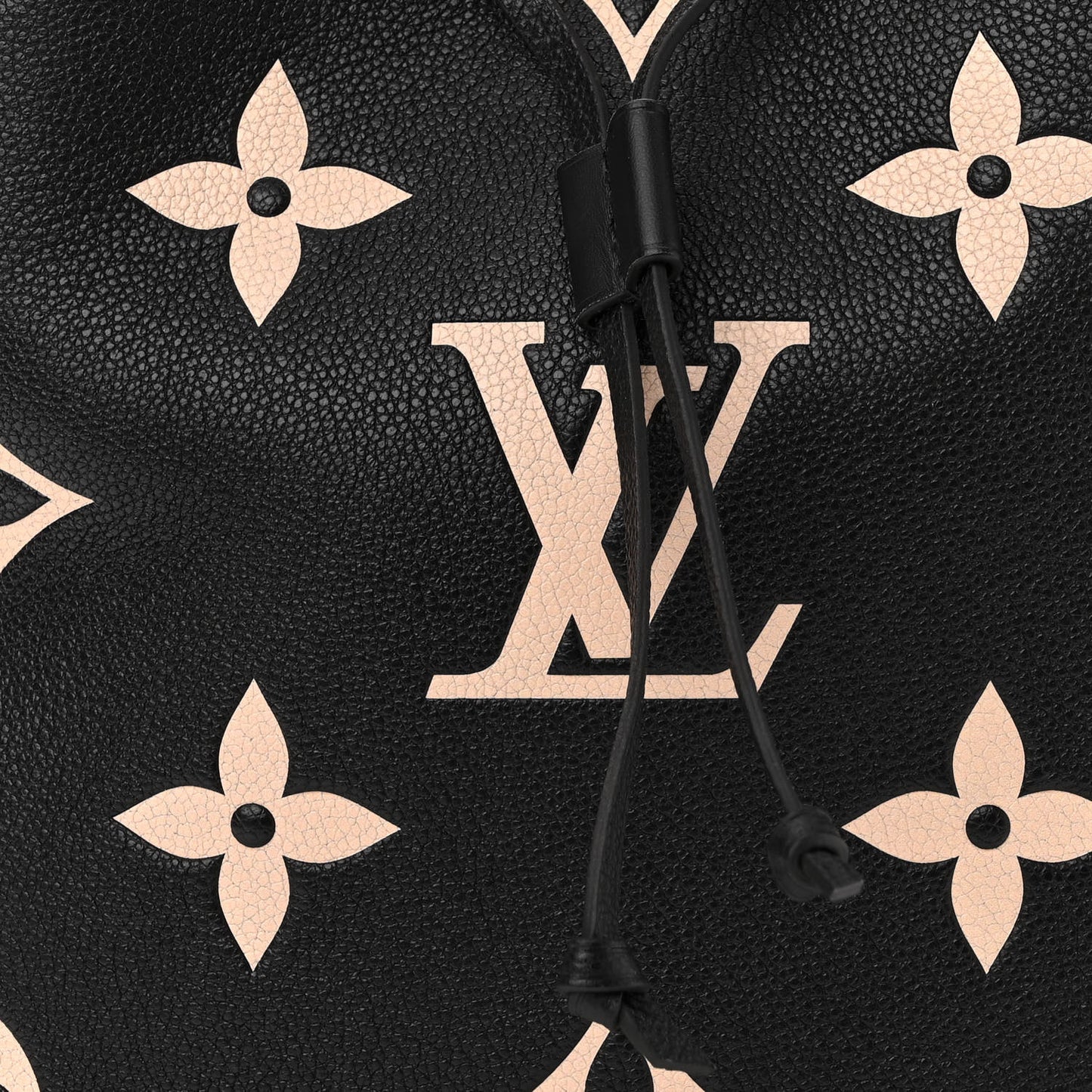 Empreinte Monogram Giant Neonoe MM Black Beige