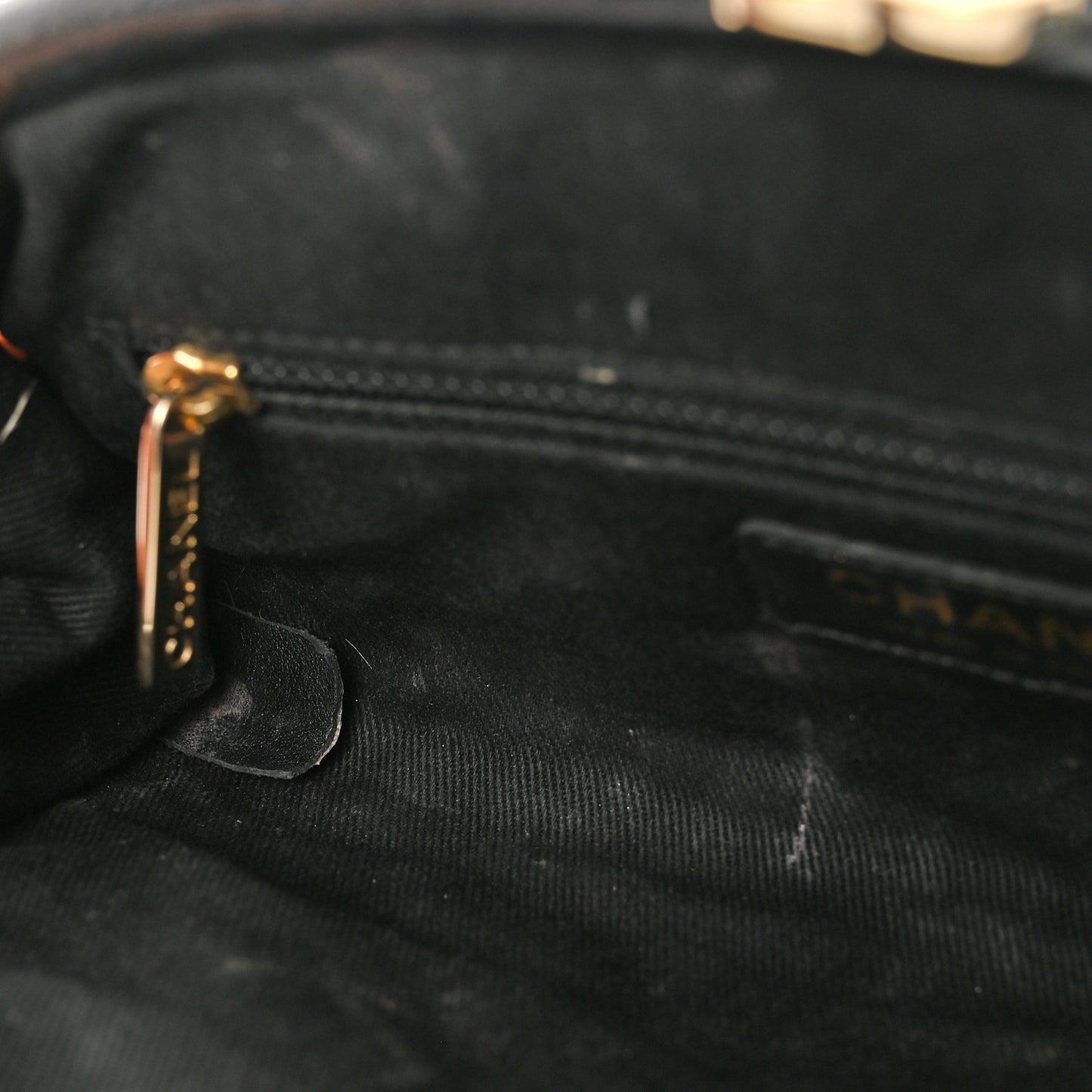 Calfskin Square Quilted Grommet Embellished Piercing Chic Clutch Black