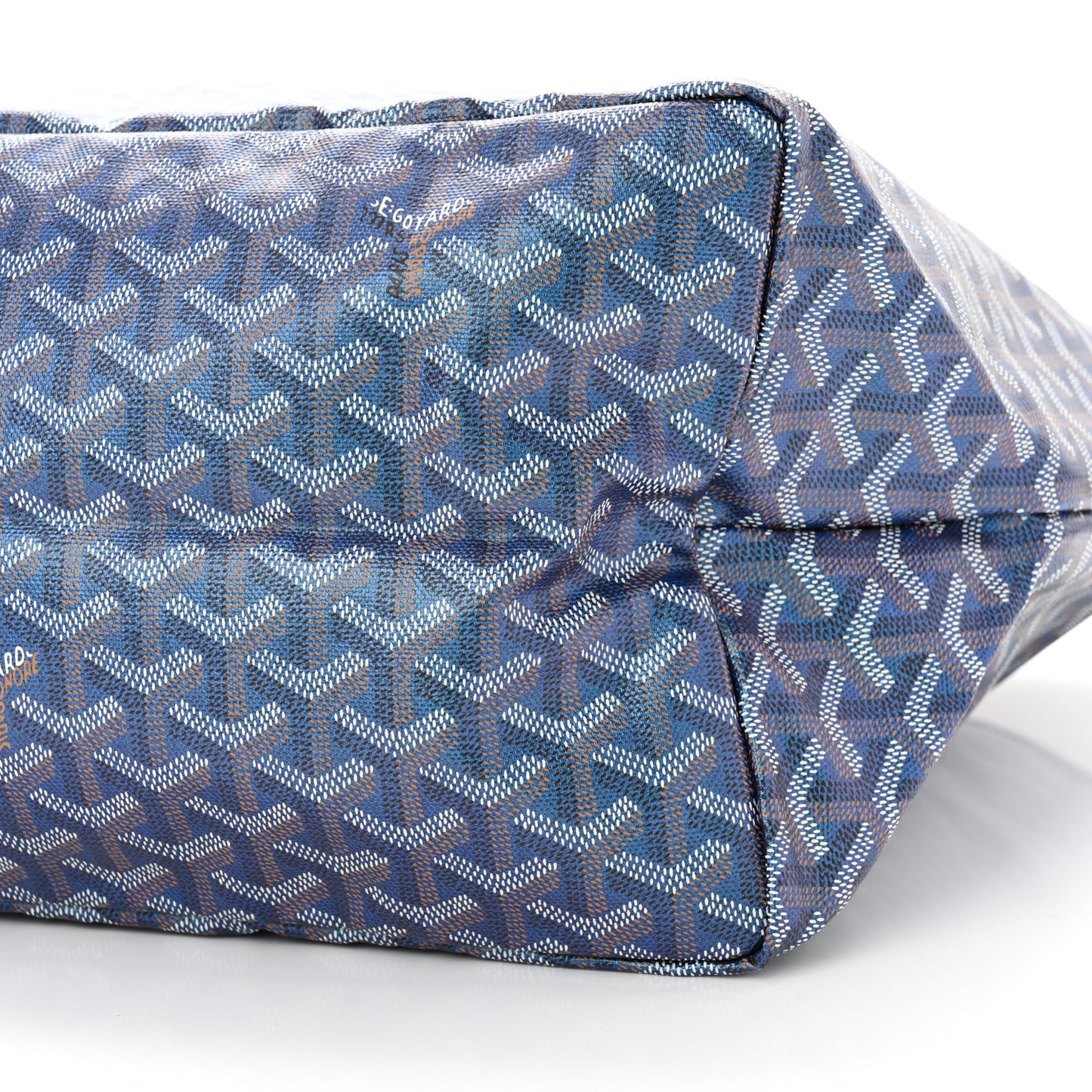 Iridescent Goyardine Saint Louis GM Pearly Blue