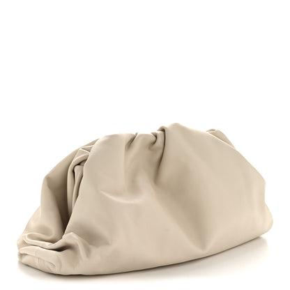 Bottega Veneta Smooth Butter Calf The Pouch Oversized Clutch Plaster 3 of 10