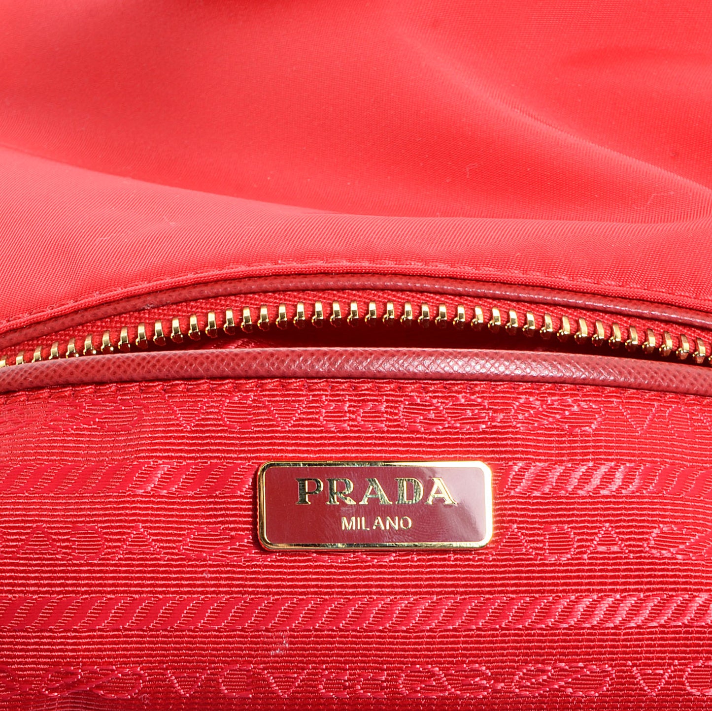 Tessuto Nylon Saffiano Shoulder Bag Rosso