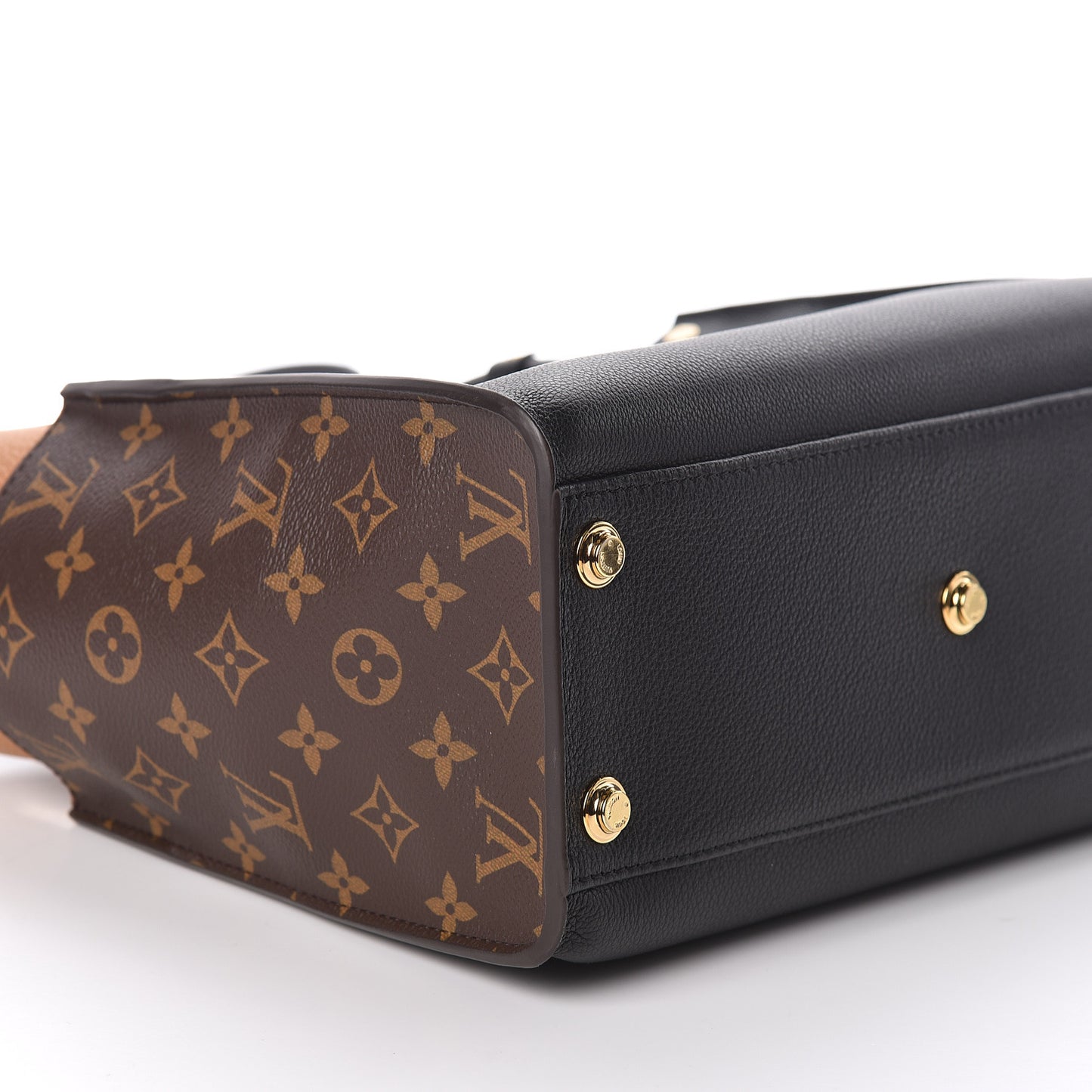 Calfskin Monogram On My Side Black