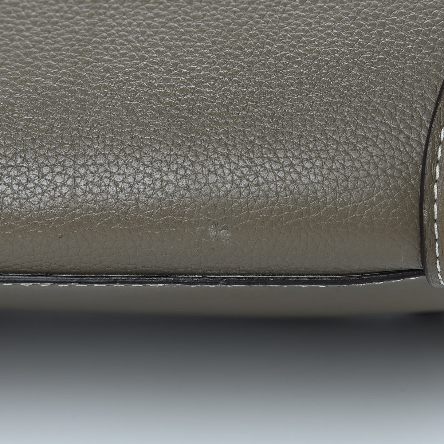 Drummed Calfskin Mini Luggage Souris