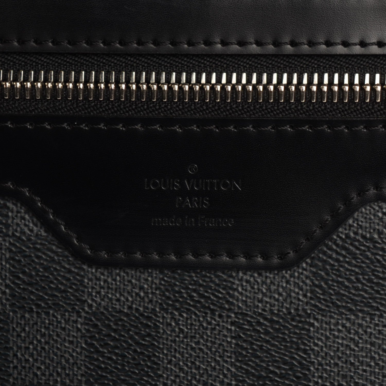 Louis Vuitton Damier Graphite Daniel GM 6 of 7