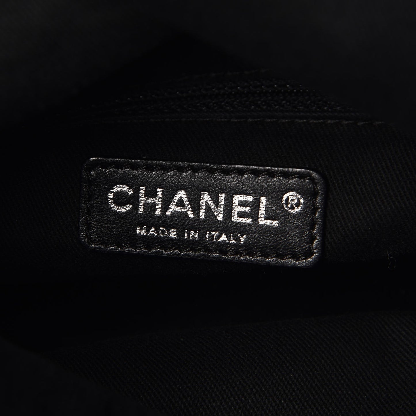 Calfskin Expandable Flap Black