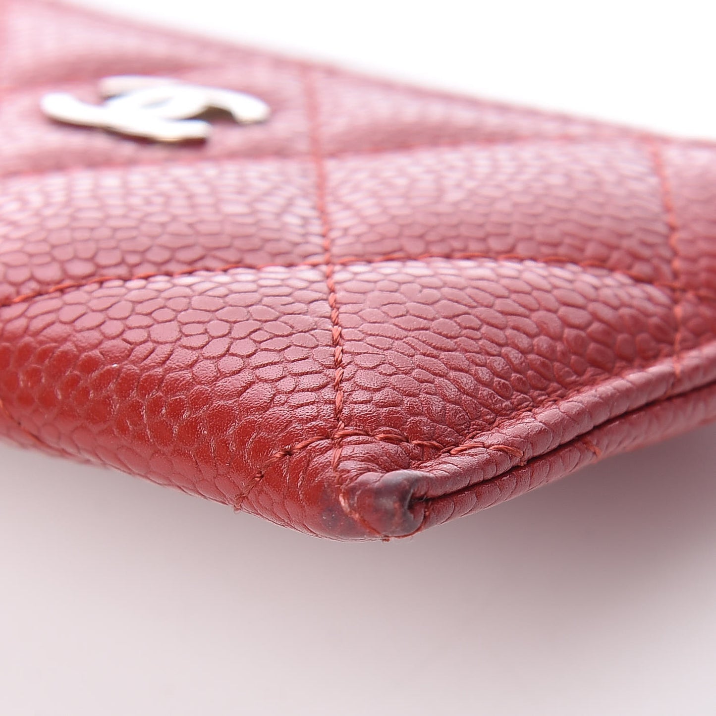 Caviar Quilted Card Holder Dark Red