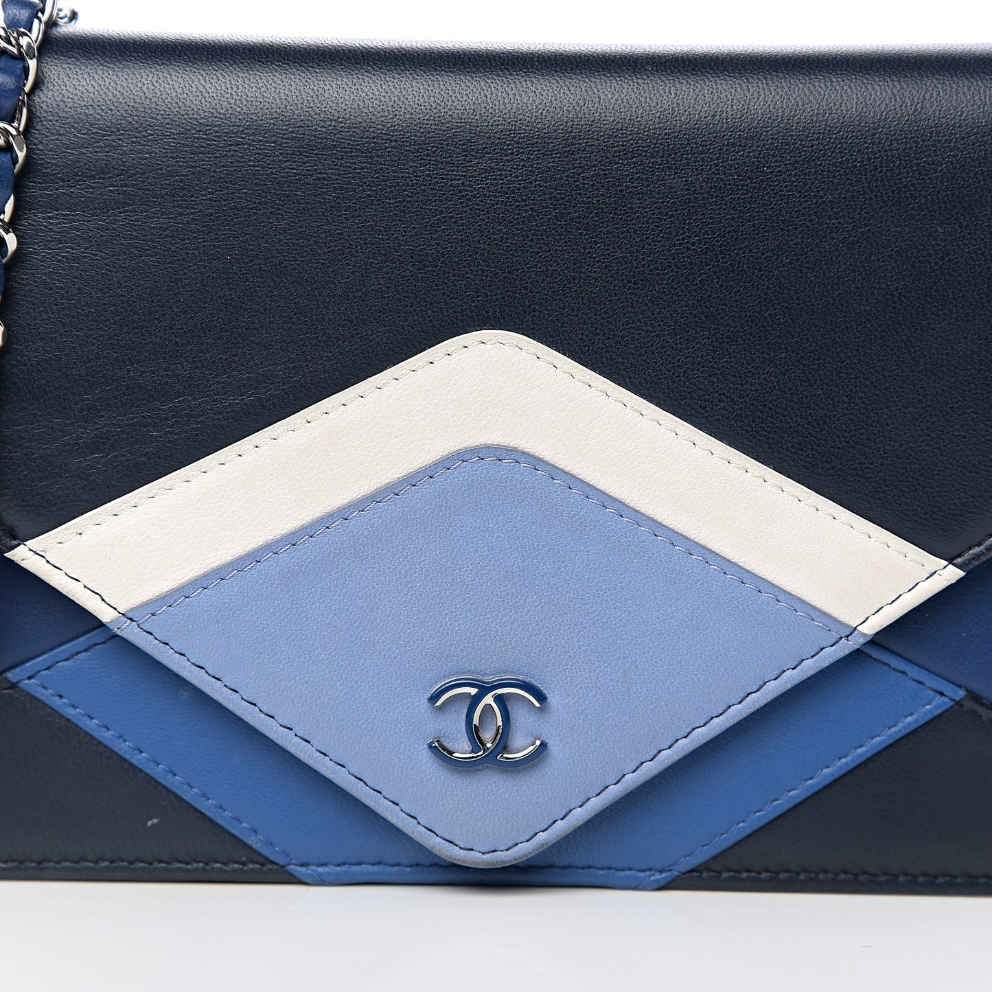 Lambskin Stitched Wallet On Chain WOC Blue