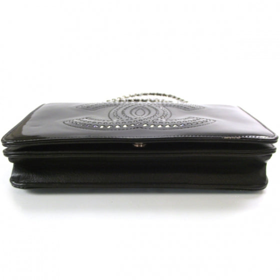 Patent Strass Wallet On Chain Black