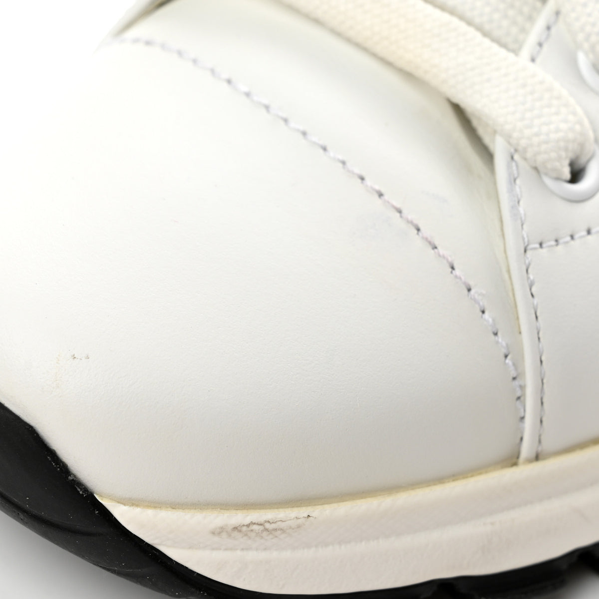 Vitello Soft Logo Sneakers 36 White