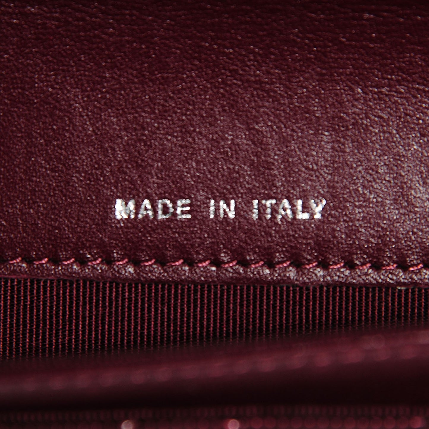 Striated Patent Quilted Card Holder Burgundy